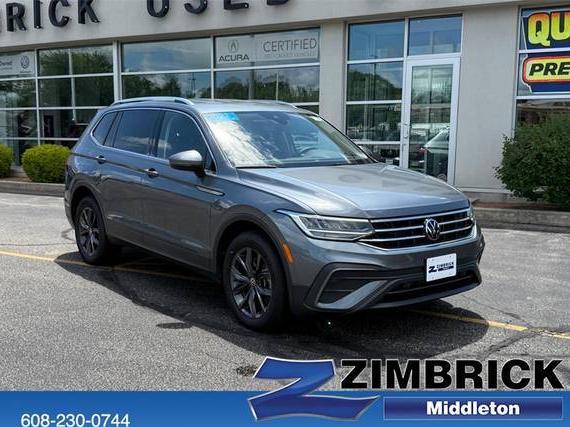 VOLKSWAGEN TIGUAN 4MOTION 2022 3VV2B7AX7NM098702 image